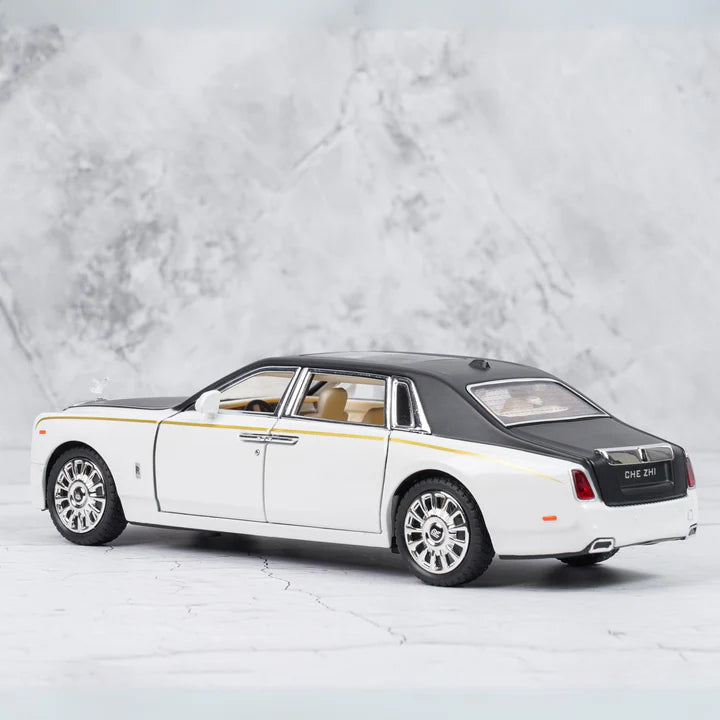 Rolls Royce Phantom Metal Diecast Car - Scale 1:24