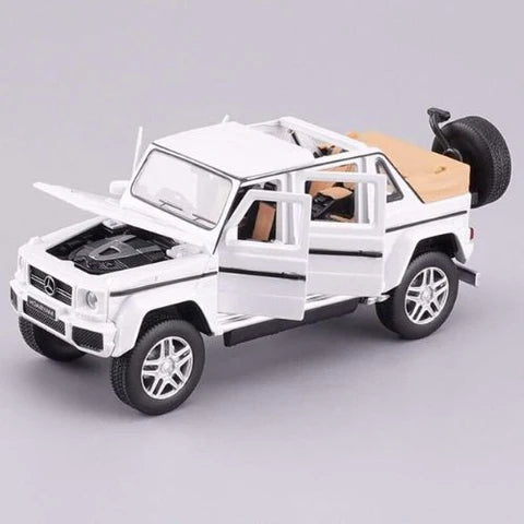Mercedes G500 Metal Diecast Car - Scale 1:24