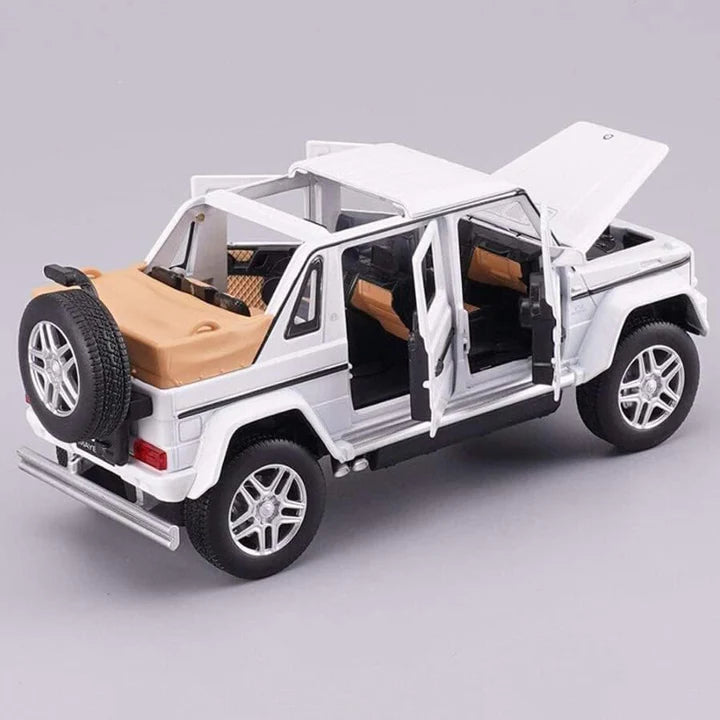 Mercedes G500 Metal Diecast Car - Scale 1:24
