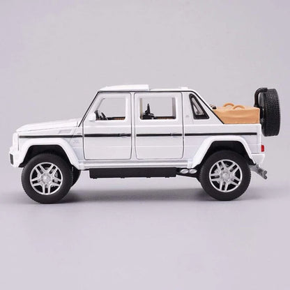 Mercedes G500 Metal Diecast Car - Scale 1:24