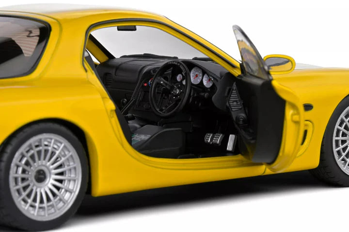 Mazda Rx-7 Metal Diecast Car - Scale 1:24