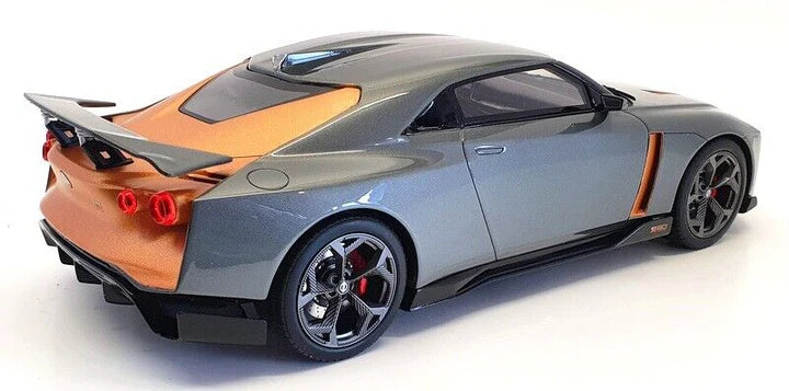 Nissan Skyline GT-R Metal Diecast Car - Scale 1:18