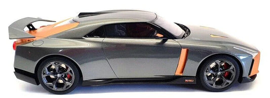 Nissan Skyline GT-R Metal Diecast Car - Scale 1:18