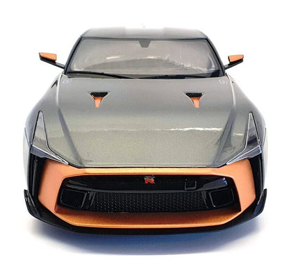 Nissan Skyline GT-R Metal Diecast Car - Scale 1:18